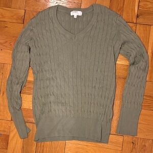 Cable Knit V-Neck Sweater - Olive Green